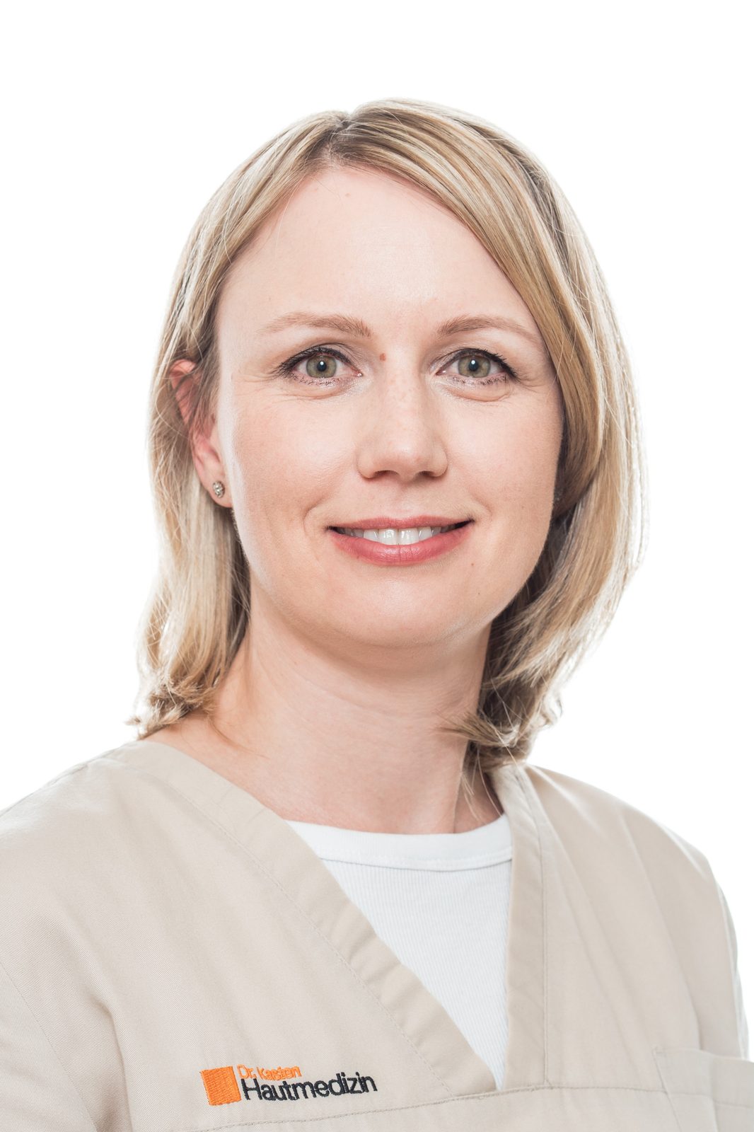 Julija Mayer – Hautärztin in der Praxis Dr. Kasten Mainz